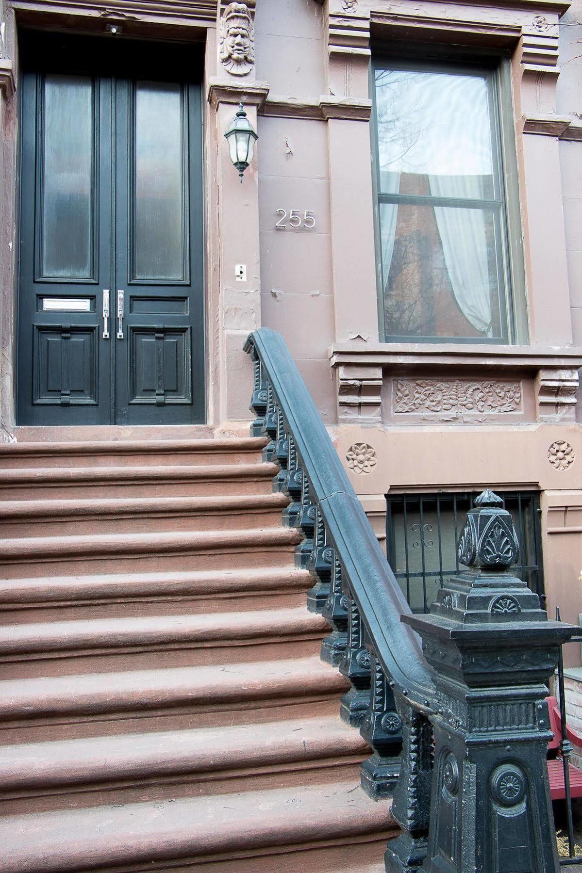 255West Guesthouse New York Exterior photo